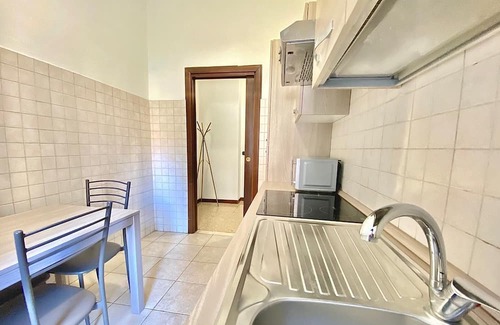Binda Wohnung | Flanking the Navigli, Modern and Spacious, with M2 Famagosta Subway