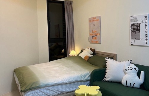 Banqiao Wohnung | Newly Designed Cozy Vintage Apartment -Blue Line JiangZicui station