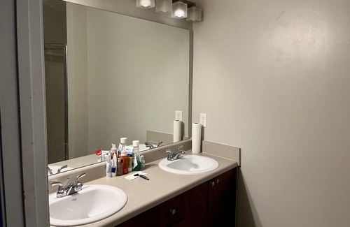 Lindbergh Haus | Modern 2BR Loft in Trendy Buckhead - Urban Retreat, 2 Baths