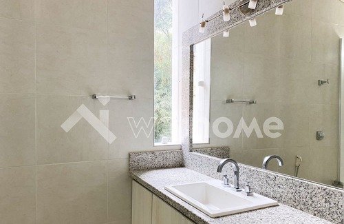 Pau Arcado Haus | House with a pool in Campo Limpo Paulista