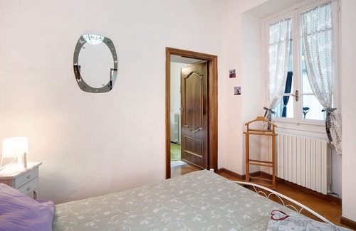 Villa Viani Wohnung | Apartment 'Divino' with Mountain View, Private Terrace and Wi-Fi
