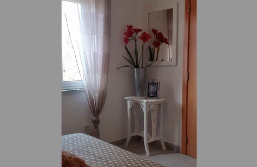 Alqueidao Wohnung | Apartment 'Quinta Do Pôr Do Sol' with Mountain View, Shared Garden and Wi-Fi