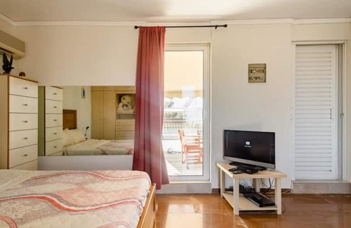 Papagou-Holargos Eigentumswohnung | Loft condo, great view! Next to metro station
