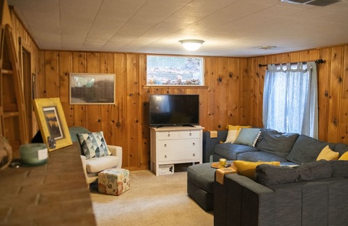 Edmonds Haus | Charming and Spacious PNW Escape