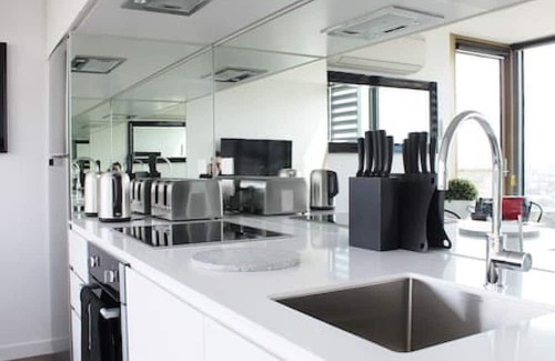 Flemington Wohnung | Luxurious Flemington with Stunning Racecourse View