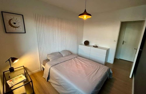 Blatin Wohnung | Galaxie Appartement Moderne, Vue Ville et Puys