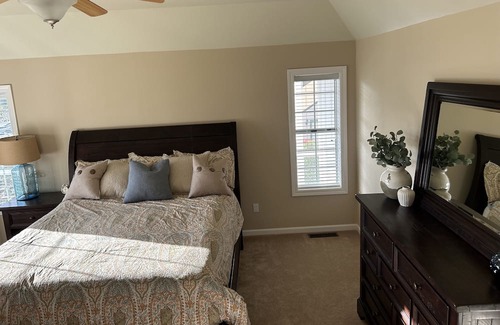 Penn Valley Haus | Beautiful Lakeview 2 bed/1 bath in the lovely Lake Wildwood gated community!