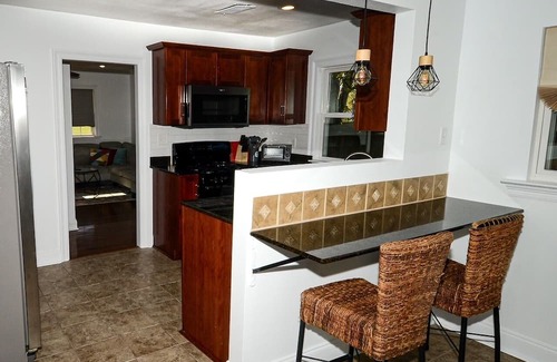 Arabi Haus | Quiet home 15min from FQ, 10min from trendy Bywater Neighborhood!