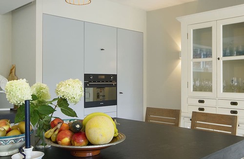 Bloemendaal Haus | Bright Family House Close to Amsterdam, Haarlem and Beach!