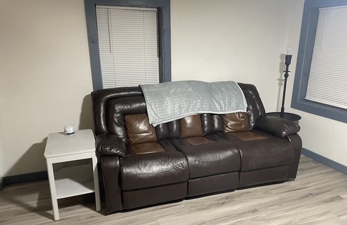 Stockland Sonstige | Sugar Maple Cozy Farmhouse Est 1866