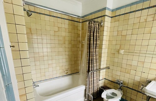 Clemmons Wohnung | Reynolds Room 2 double - Non- Smoking- No Pet