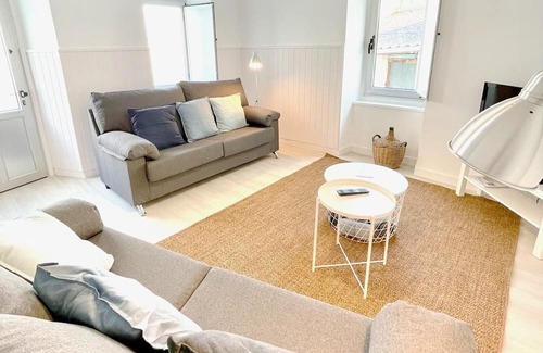 Manon Haus | The Cliffs - Whitesand Porto do Bares