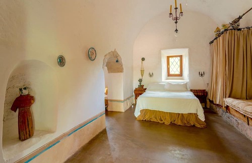 Pitigliano Haus | An Ancient "Convento" in Tuscany now with Pool for a Great Holiday