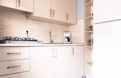 Goztepe Wohnung | Charming Flat Near Bagdat Street in Kadikoy