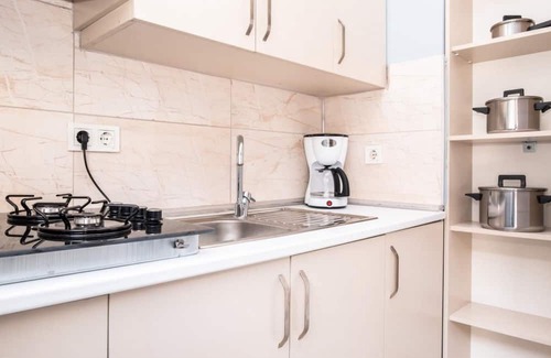 Goztepe Wohnung | Charming Flat Near Bagdat Street in Kadikoy