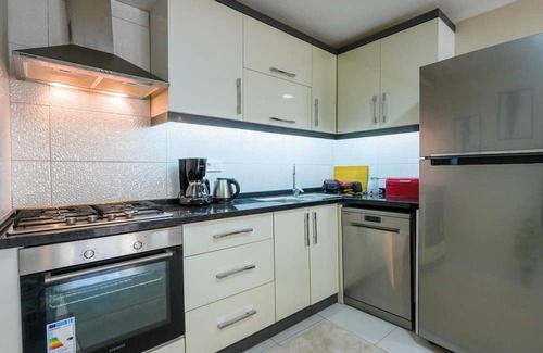 Kaleici Wohnung | Missafir Modern Flat near Hadrian's Gate