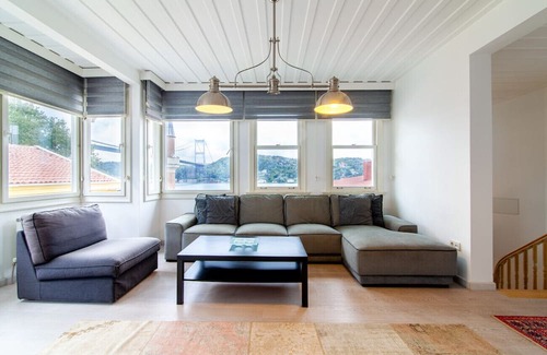 Rumeli Hisari Wohnung | Mesmerizing Flat with Bosphorus View in Sariyer