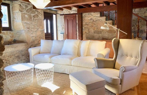 Valle Haus | The Cliffs - Cottage Xilloi Beach