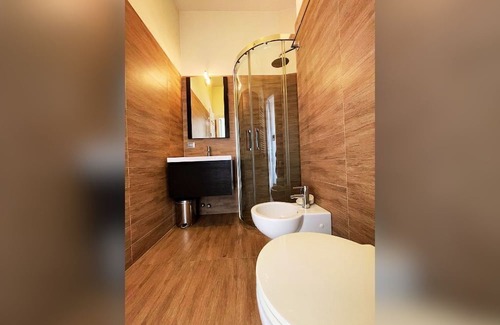 Rosate Haus | Modern master bedroom 10 minutes from highway toll booth