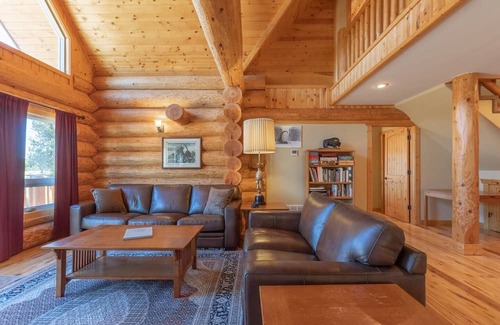 Last Chance Kabine | Island Park Paradise/Fish/Hike/40 min Yellowstone