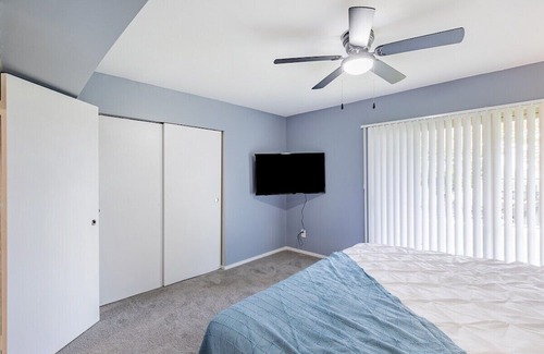 Towson Wohnung | Heart of Towson *Parking*Gym*Pool*Gym*Smart TV