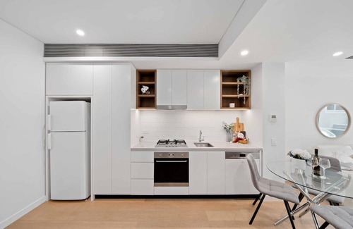 Strathfield Wohnung | Ashfield 2Br steps to Shopping & Train Station