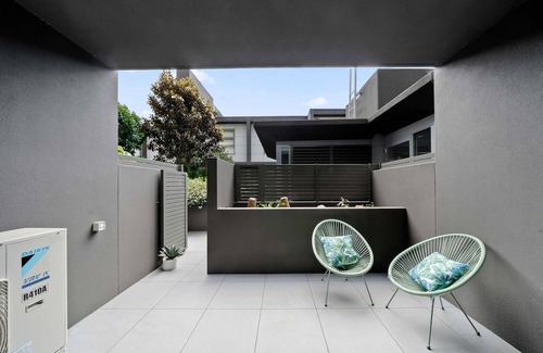 Strathfield Wohnung | Ashfield 2Br steps to Shopping & Train Station