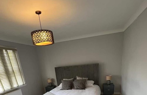 Newton Mearns Haus | large Country Mansion in Glasgow Newton Mearns