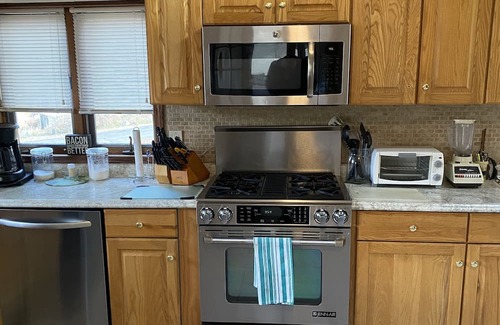 Adams Sonstige | Happy Place Fish Farm