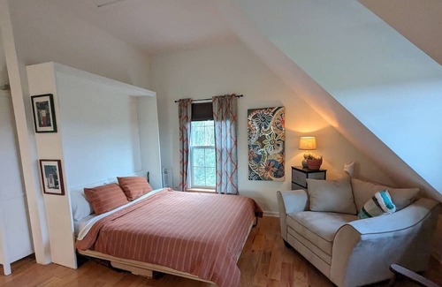 Schuylerville Wohnung | Serene Studio Retreat 20 Minutes to Downtown