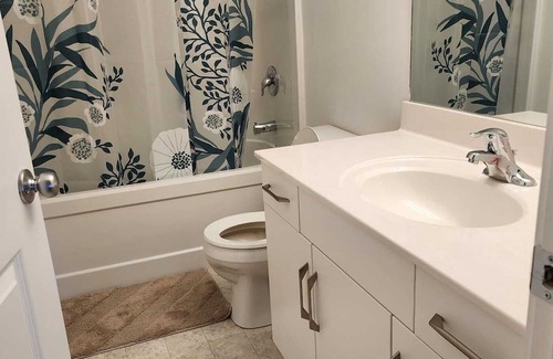 Winnipeg Haus | ChessKings Luxurious 4 Bedrooms in Sage Creek