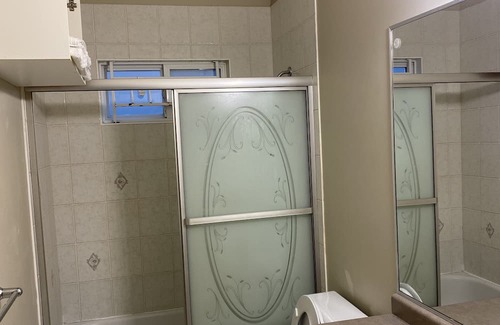 Fleetwood Wohnung | Quite, clean and separate suite