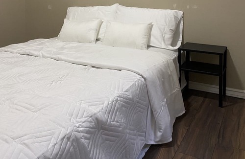 Fleetwood Wohnung | Quite, clean and separate suite