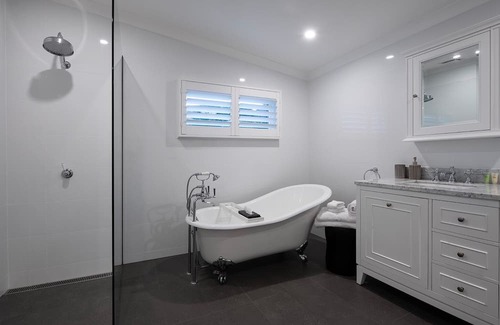 Clunes Haus | Trembath - Pet Friendly Restored Cottage in Clunes