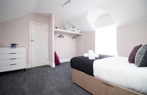 Penarth Wohnung | Stay with Free Parking at Archer Road, Penarth