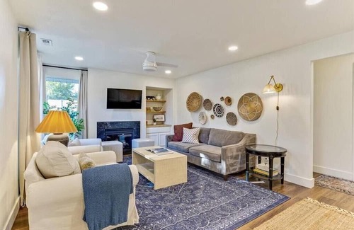 Orem Haus | New! Updated Oasis near Freeway w/ New Private Hot Tub | Fenced Backyard |...