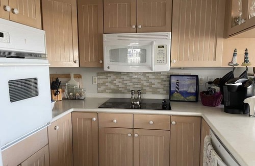 Nettles Island Haus | Bath Riverfront Home WIFI | 3 Bed, 2 Bath