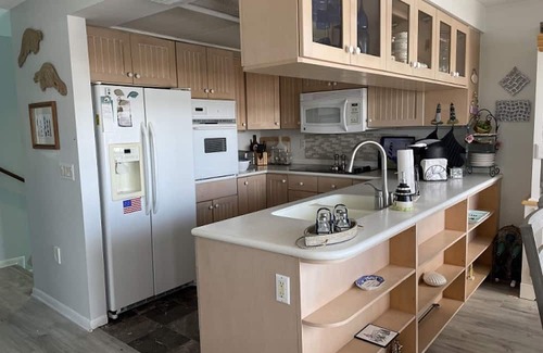 Nettles Island Haus | Bath Riverfront Home WIFI | 3 Bed, 2 Bath