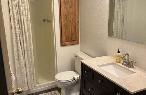 Pullman Haus | Comfortable Family Home in Pullman