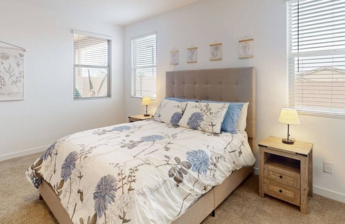 South Mountain Haus | Spacious, mountain view home with a private pool, enclosed yard, & washer/dryer