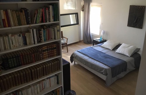 Florentin Haus | Holiday Home 'Mulberry House' with Private Pool, Private Terrace and Wi-Fi