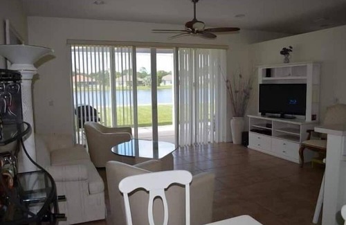 Gifford Wohnung | 3 Bedroom 738008 by Houzlet