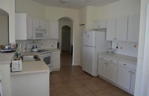 Gifford Wohnung | 3 Bedroom 738008 by Houzlet