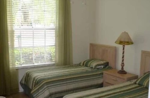 Gifford Wohnung | 3 Bedroom 738008 by Houzlet