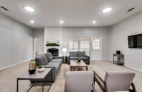 Trophy Club Haus | Bright & Spacious 4BR - Foosball Table!