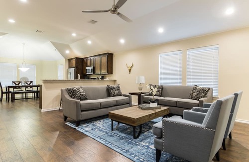 Cedar Crest Haus | Private Home with Pool - 10 Min. to Downtown!