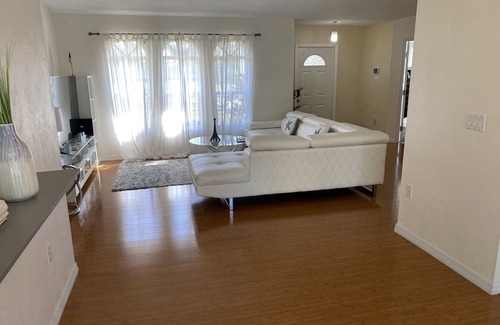 Joel Villa | Heated Pool Home 3/2 in Quiet Neighborhood