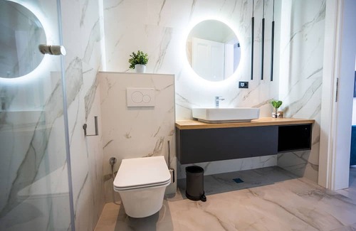 Old Town Wohnung | 140 SQM Apartment with 4 units - GREAT FOR GROUPS