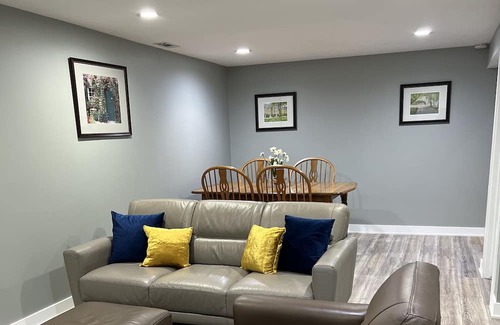 Wooded Estates Haus | Spacious home in walking distance to Notre Dame University