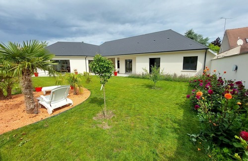 Olivet Haus | Maison Lumineuse et Spacieuse Très Bien Placée Pour vos Visites Touristiques